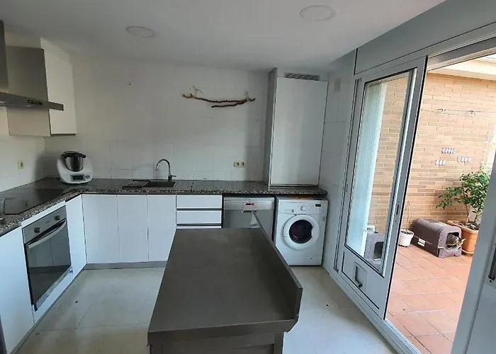 Accommodatie bij particulieren Hilda's Queen Private Bathroom *